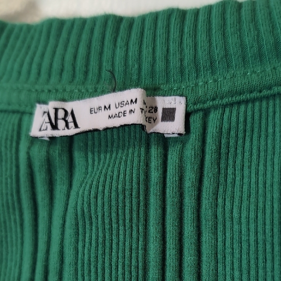 Zara Emerald Ribbed Tank Top - Picture 12 of 13